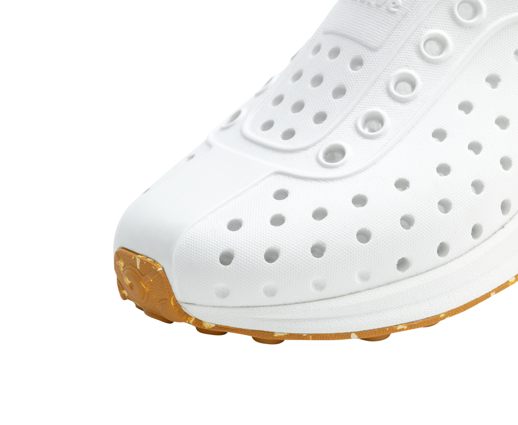 Robbie Child - Shell White & Shell White